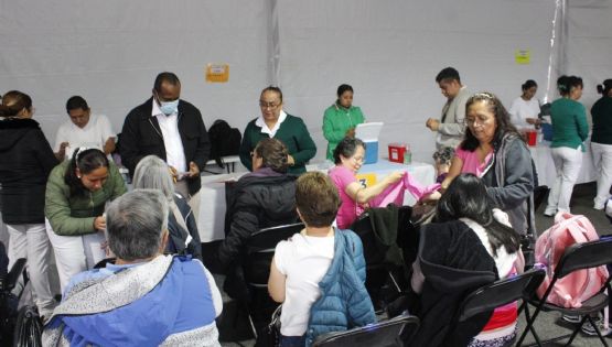 La UNAM suspende megacentro de vacunación por agresión contra su personal