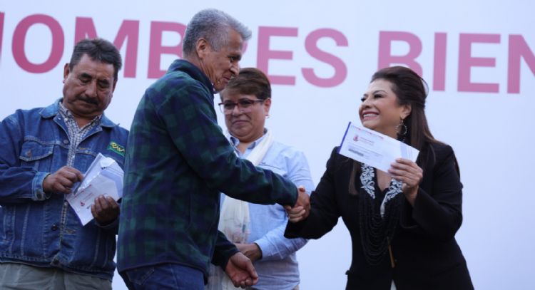 Programa Hombres Bienestar supera la meta en CDMX; sumará a 100 mil beneficiarios más en 2026