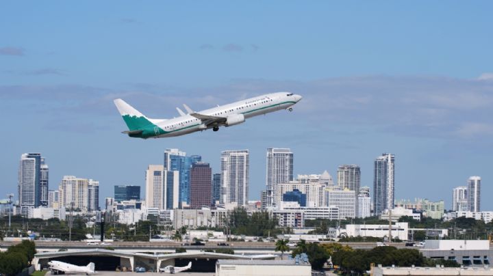FAA levanta orden de reducción de vuelos; permiten a aerolíneas reanudar itinerarios regulares