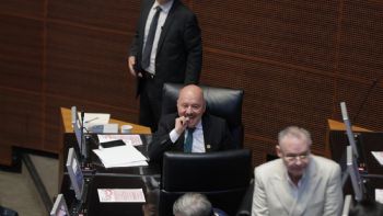 Chiapas: exsecretario de Salud morenista también se subió a la caravana