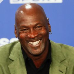 Michael Jordan dona 10 mdd a un centro médico de Carolina del Norte en honor a su madre