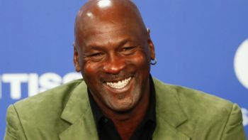 Michael Jordan dona 10 mdd a un centro médico de Carolina del Norte en honor a su madre