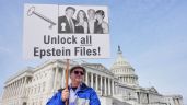 Foto ilustrativa de la nota titulada: Trump firma ley para publicar archivos del caso Jeffrey Epstein tras resistirse durante meses