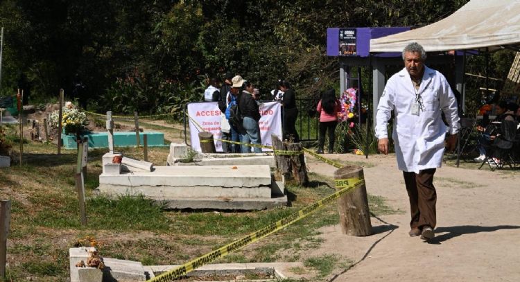 Inicia primera exhumación formal de fosa común en Panteón Civil de Dolores