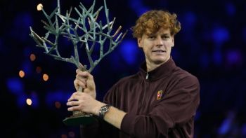 Sinner recupera el número 1 del ranking tras vencer a Auger-Aliassime en final del Masters de París