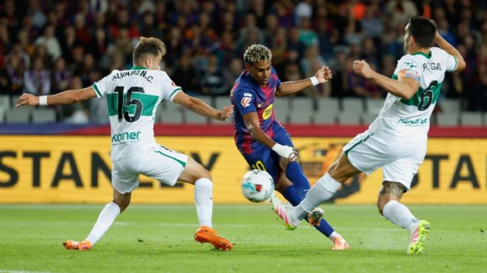 Barcelona gana 3-1 al Elche y se mantiene segundo en LaLiga