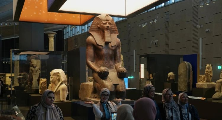 Egipto inaugura un enorme museo nuevo dedicado a su antigua civilización
