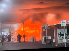 Incendio provoca evacuaciones usado para la cumbre climática en Brasil (Video)