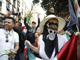 Cerco policial impide el paso al Zócalo de la segunda marcha de la Gen-Z