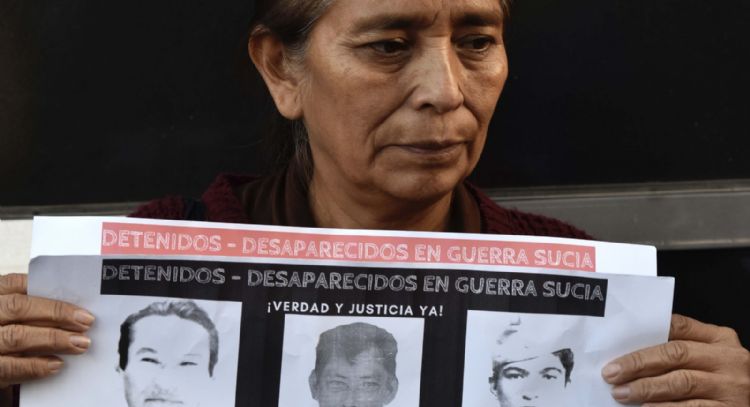 Llaman a Sheinbaum a saldar deuda pendiente con víctimas de la "Guerra sucia"