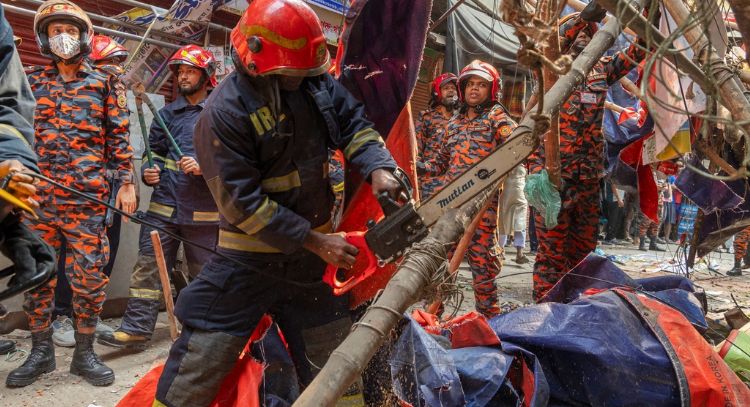 Sismo de magnitud 5.5 sacude centro de Bangladesh y deja al menos ocho muertos