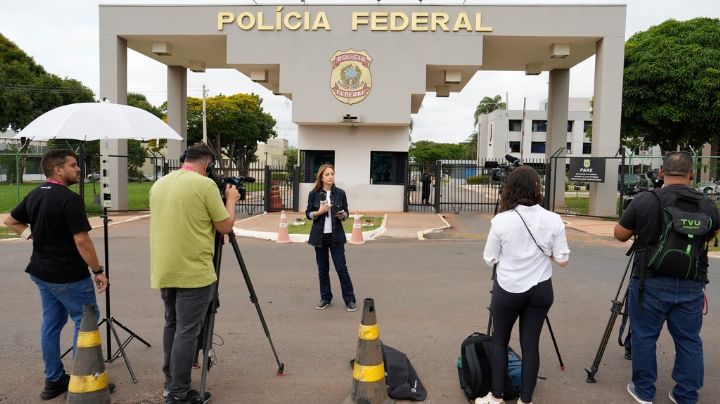 Arrestan a Bolsonaro por presunto plan para escapar y evitar condena de 27 años en prisión