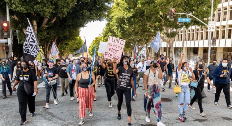 "El comienzo de un mundo mucho menos democrático. Es La hora de los caudillos": Daniel Rieff