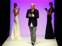 Paul Costelloe, diseñador de moda de la princesa Diana, muere a los 80 años