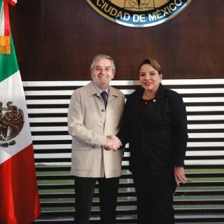 Presidenta de Honduras llega a México; se reunirá con Sheinbaum