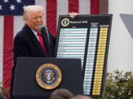 Pese a reducción anunciada por Trump, los aranceles al té siguen causando estragos en EU