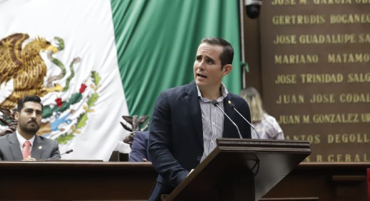 Diputado del Sombrero ofrece recompensa a quienes denuncien a familiares que comentan delitos