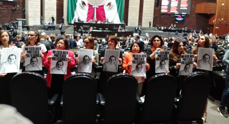 Diputadas exhiben a Cuauhtémoc Blanco como violentador