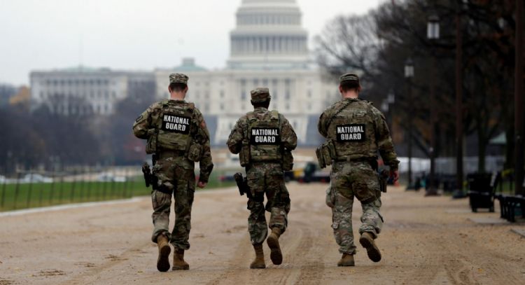 Matan cerca de la Casa Blanca a dos soldados de la Guardia Nacional de EU