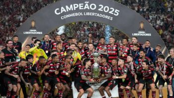 Flamengo derrota 1-0 a Palmeiras y gana su cuarta Copa Libertadores (Video)