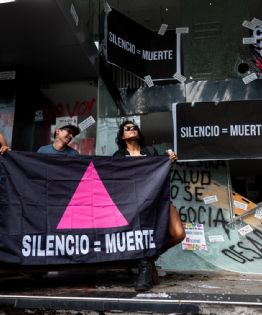 Iniciativa de Sheinbaum sacrifica recursos para pacientes con VIH; en riesgo, 18 mil casos