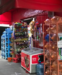 Alianza de tienditas denuncia mano negra de López-Gatell en alza de impuesto especial