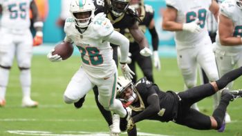 Los Dolphins superan 21-17 a los Saints y consiguen su tercera victoria consecutiva