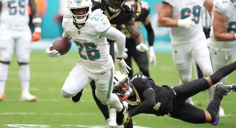 Los Dolphins superan 21-17 a los Saints y consiguen su tercera victoria consecutiva