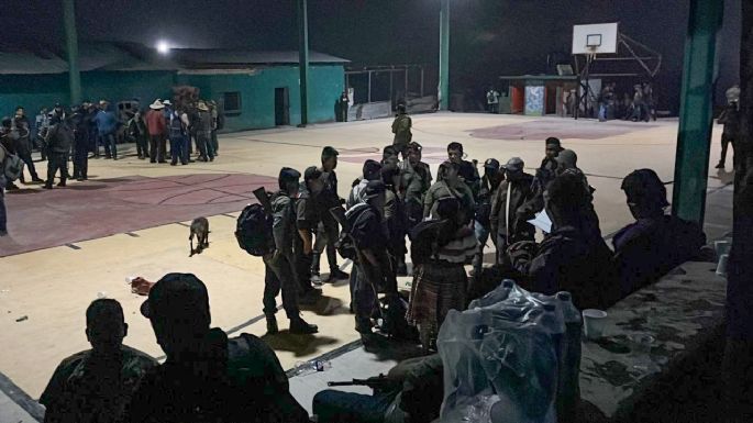 Policías comunitarios se enfrentan a balazos en Ayahualtempa, Guerrero; hay tres elementos muertos