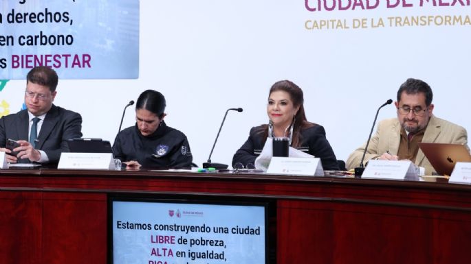 Clara Brugada defiende el aumento de tarifa del transporte público