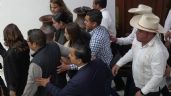 Foto ilustrativa de la nota titulada: Encapuchado intenta entrar al Congreso de Michoacán previo a la toma de protesta de Grecia Quiroz