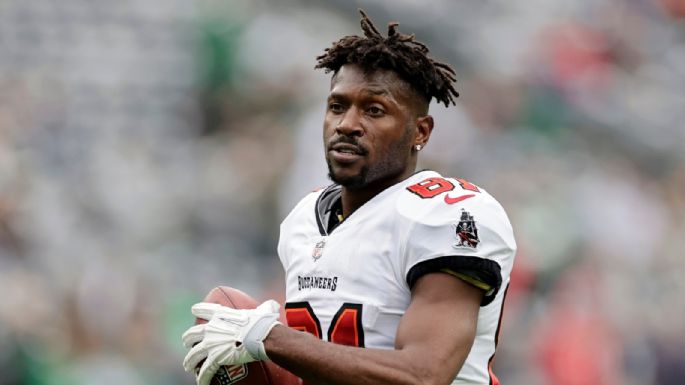 El exastro de la NFL, Antonio Brown, fue arrestado por intento de asesinato