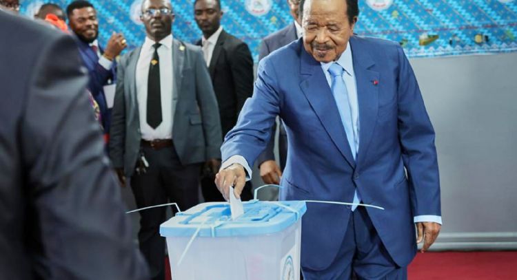 A sus 92 años, el presidente de Camerún asume el cargo para un nuevo mandato