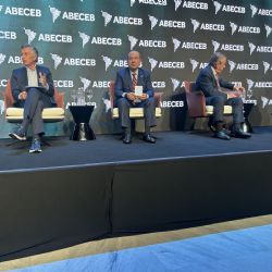 Calderón: bandas criminales se están apoderando del Estado y buscan reemplazar sus funciones (Video)