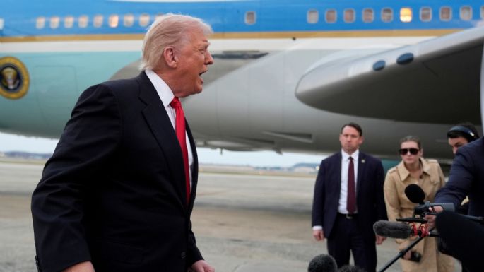 Trump celebra la dimisión del director general de la BBC por manipular su “perfecto” discurso