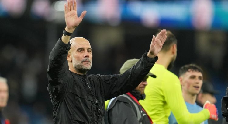 Manchester City golea 3-0 al Liverpool en el partido número mil como director técnico de Guardiola