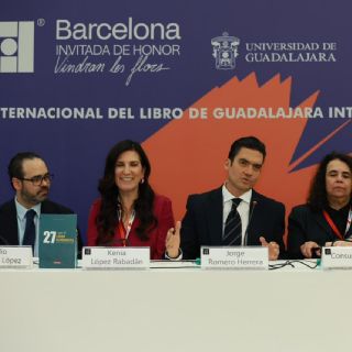 Jorge Romero “destapa” a Kenia López Rabadán en lista de presidenciables para 2030