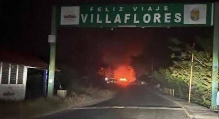 Noche violenta en Chiapas: enfrentamientos, vehículos incendiados y bloqueos en Villaflores
