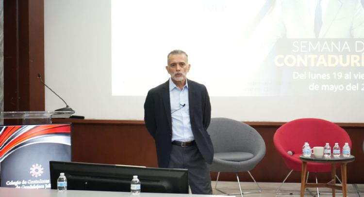 Luis Pérez de Acha aspira, por segunda ocasión, a ser titular de la FGR tras salida de Gertz Manero