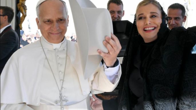 Gobernadora de Chihuahua participa en la audiencia con el Papa León XIV