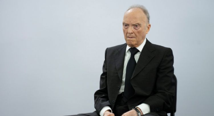 Revelan que la FGR de Gertz pagó más de mil millones de pesos en seguros médicos de lujo