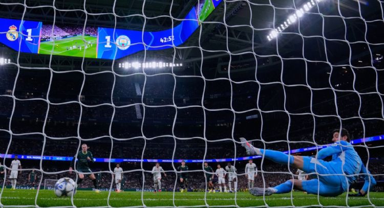Real Madrid cae ante Man City, Arsenal se mantiene perfecto y PSG empata