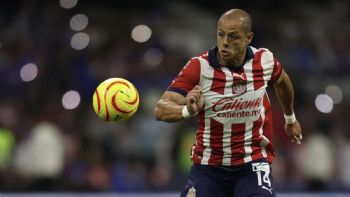 Chivas anuncia la salida de Javier “Chicharito” Hernández