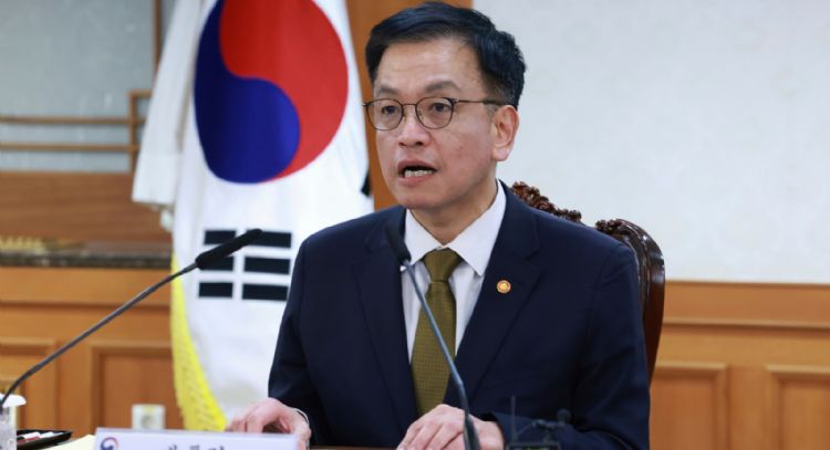 Exlíder interino de Corea del Sur es acusado por imposición de ley marcial