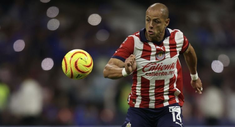 Chivas anuncia la salida de Javier “Chicharito” Hernández
