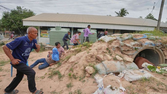 Continúan los combates en frontera entre Tailandia y Camboya pese al anuncio de tregua de Trump