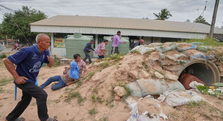 Continúan los combates en frontera entre Tailandia y Camboya pese al anuncio de tregua de Trump