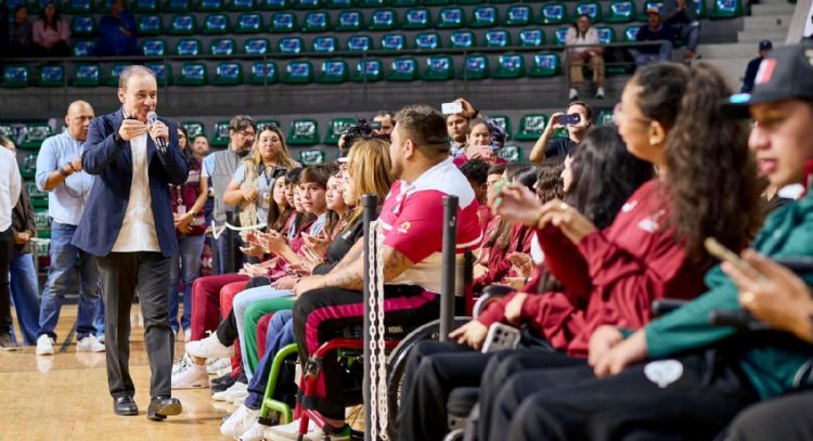 Alfonso Durazo reconoce y fortalece a atletas sonorenses con 540 becas