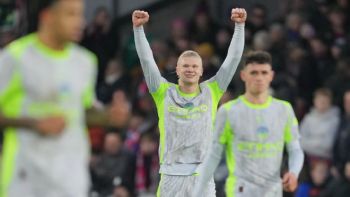 Manchester City golea 3-0 al Crystal Palace y recorta distancia con el Arsenal en la tabla general