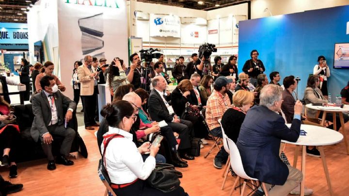 Luchan los libreros por la Tasa Cero para rescatar al sector